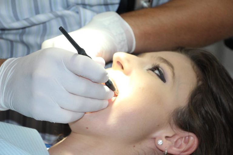 Powierz los uzębienia w ręce dobrej kliniki